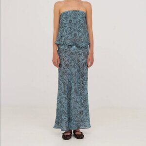 Brand New With Tags - Carmen Says Set - Blue Peony Top & Skirt L